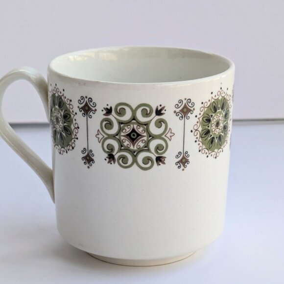 Vintage Johnson BrOne Size. Malaga Coffee Cup White Green Rust Paisley Mug - Picture 5 of 7